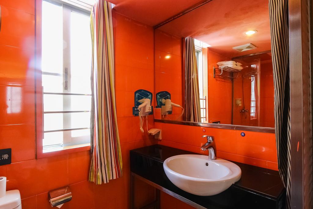 7Days Inn Guangzhou Wuyang New Town Exterior foto